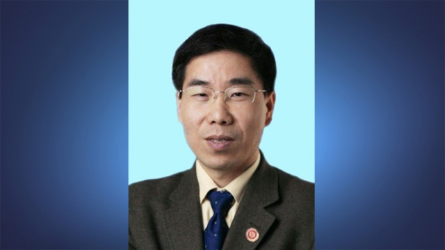 徐衛林任武漢紡織大學黨委書記